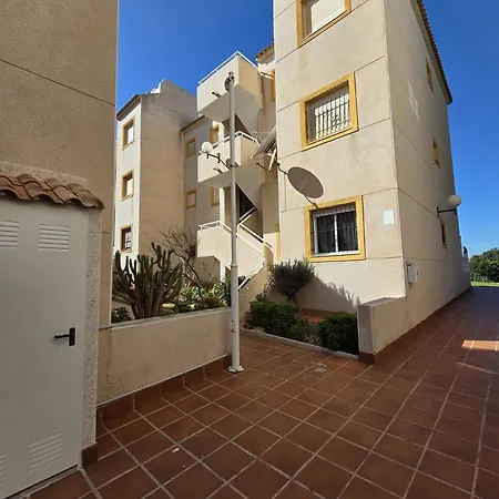 Apartamento De La Terraza Se Ve El Mar!